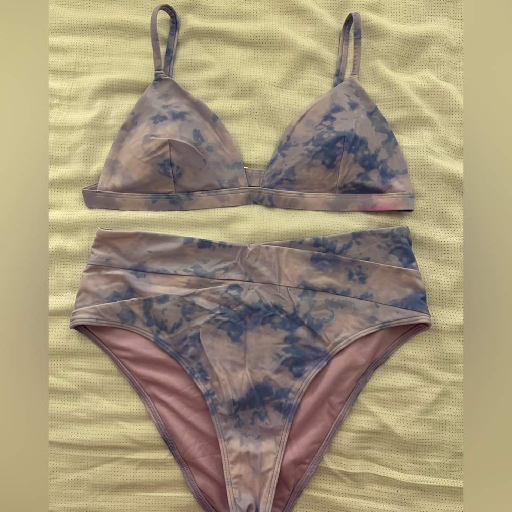Hollister tie dye bikini